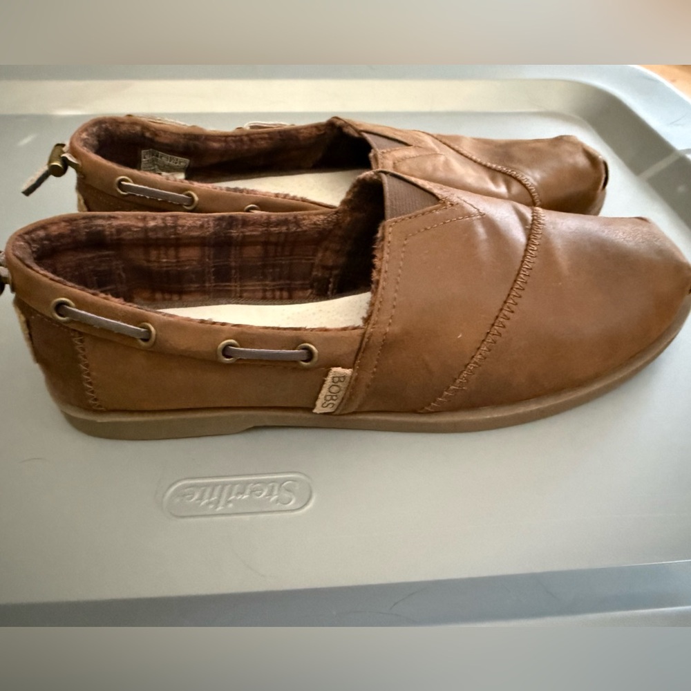 Bobs from‎ Skechers Chill Luxe slip-on loafers, size 10, EUC